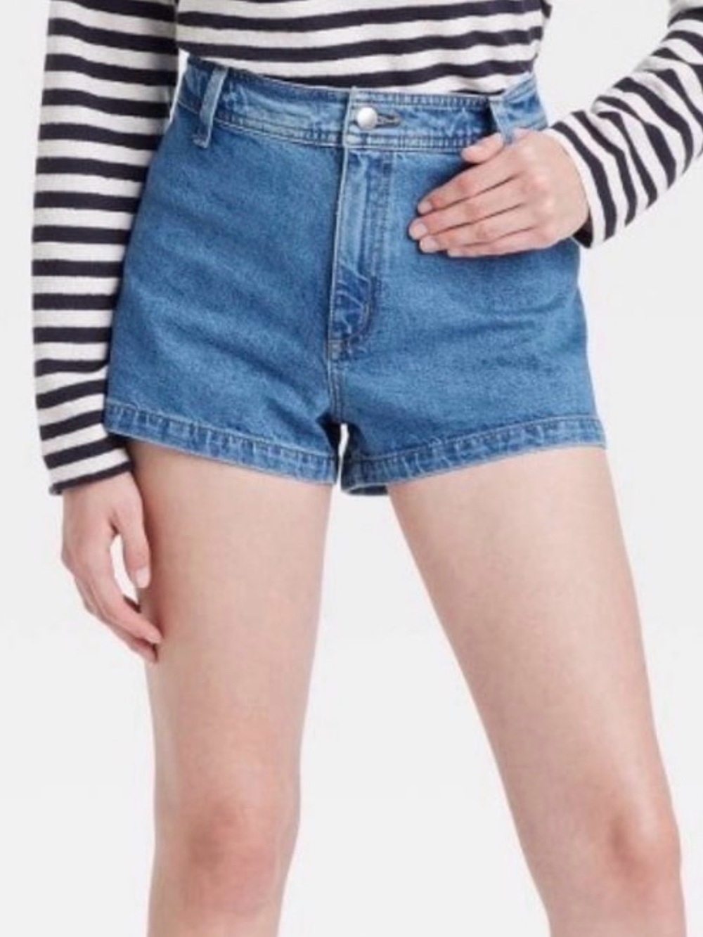 Universal Thread Medium Blue High-Rise Denim Shorts